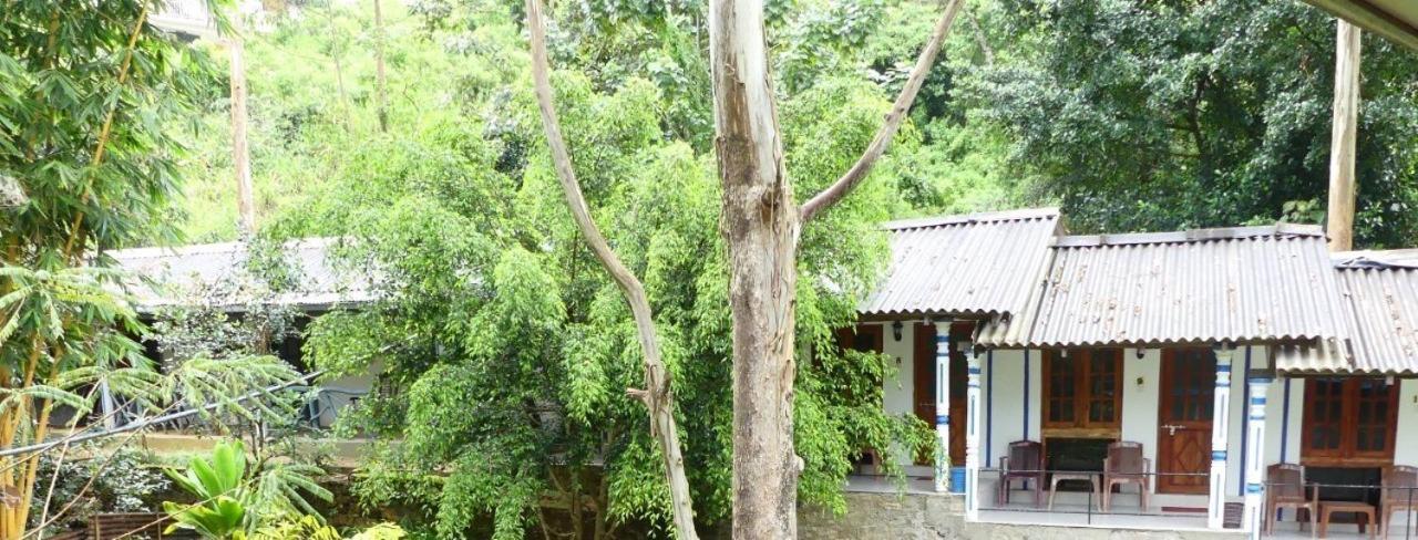 White House Riverside Retreat Nallathanniya Quarto foto